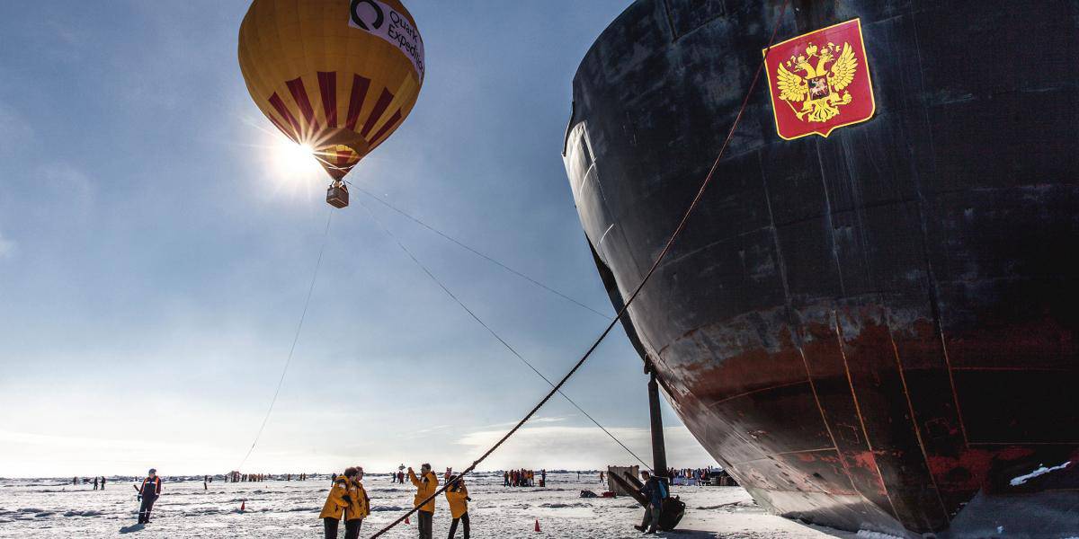 Hot air balloon in the Arctic