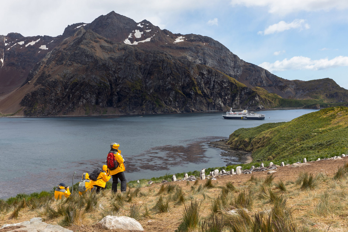 Quark Expeditions Guests in lan
