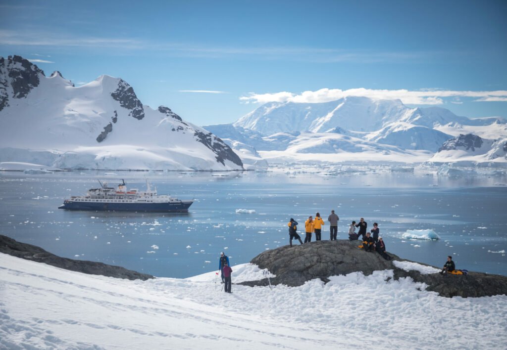 the best polar cruises to the antarctica in december