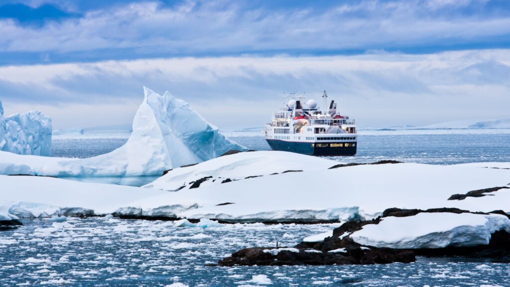 What to Expect on an Antarctica Cruise?